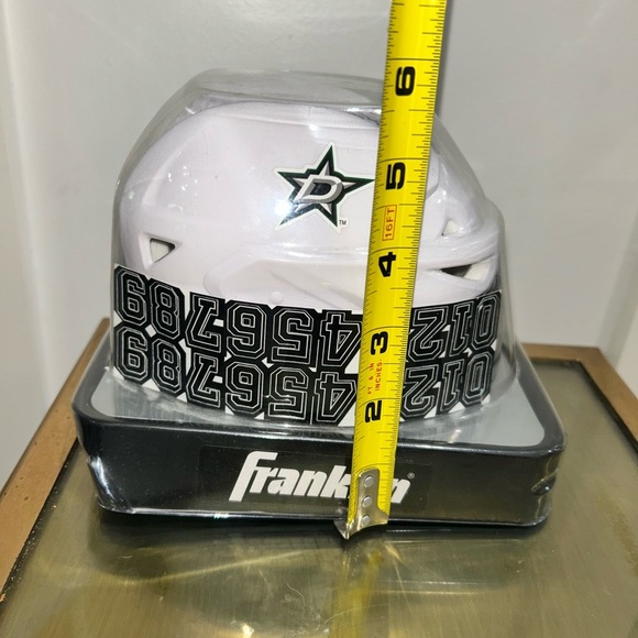Jamie Benn Signed Dallas Stars Hockey Mini Helmet - Picture 8 of 8